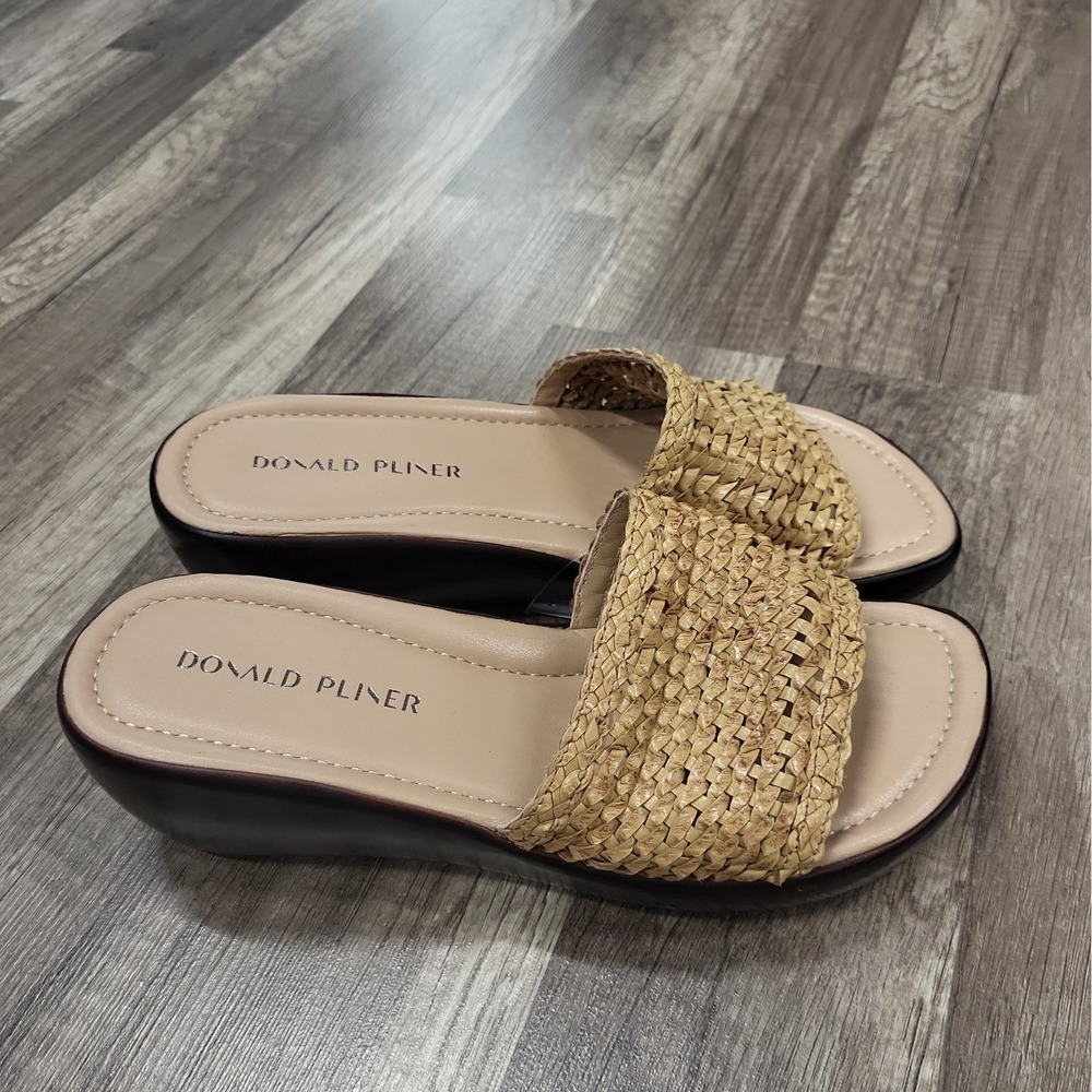 Donald Pliner Woven Leather Wedge Brown/Beige Sandals Size 8M